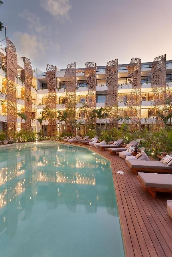 Hotel Jade