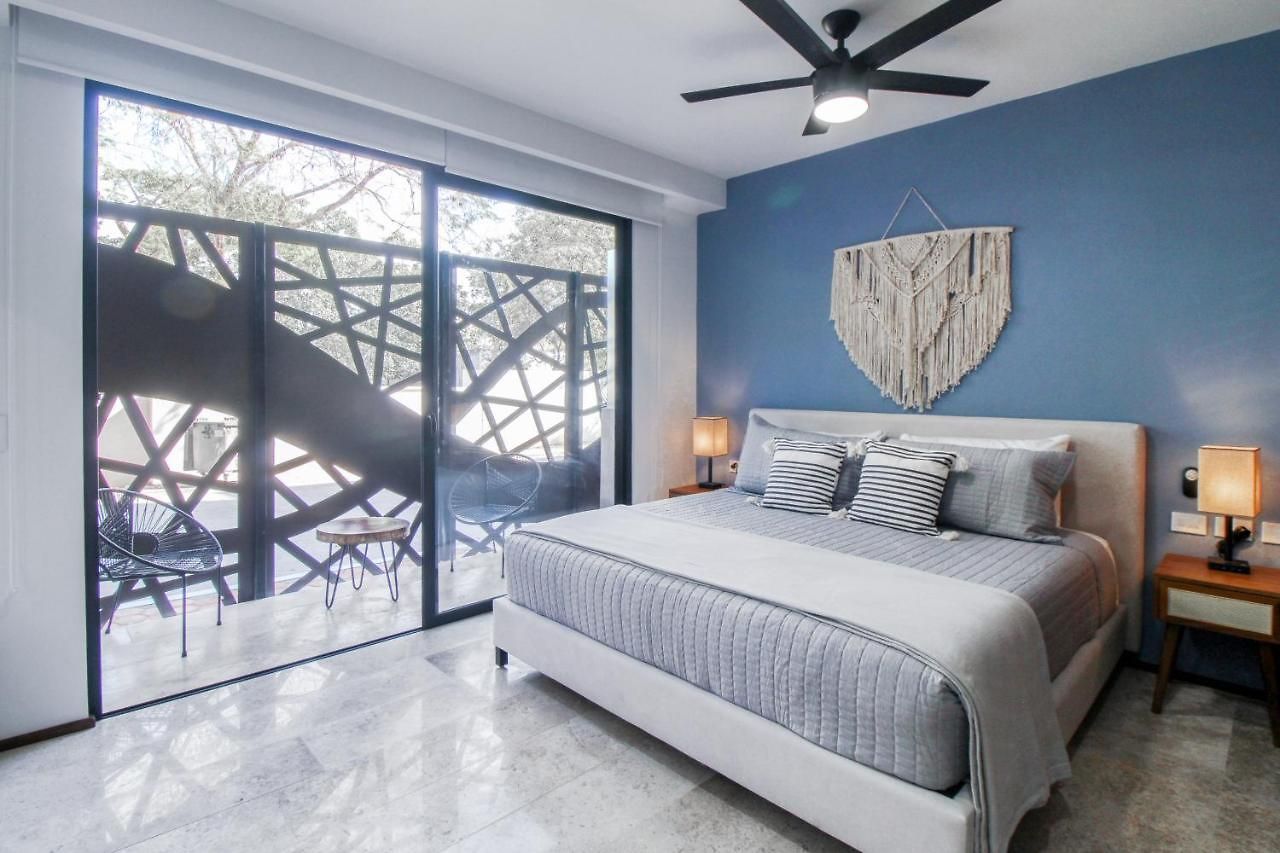 Menesse #022 * Tulum