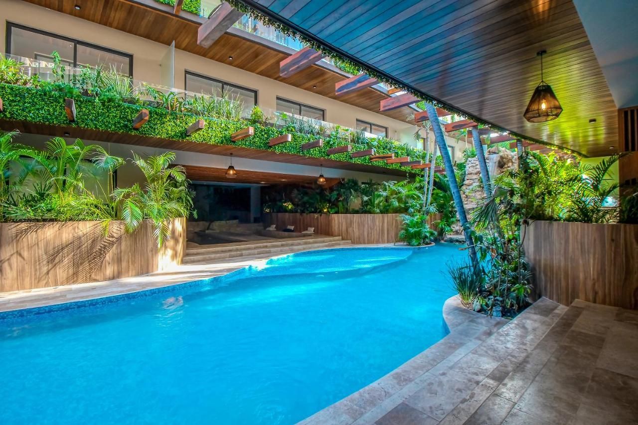 Menesse #022 Hotel Tulum