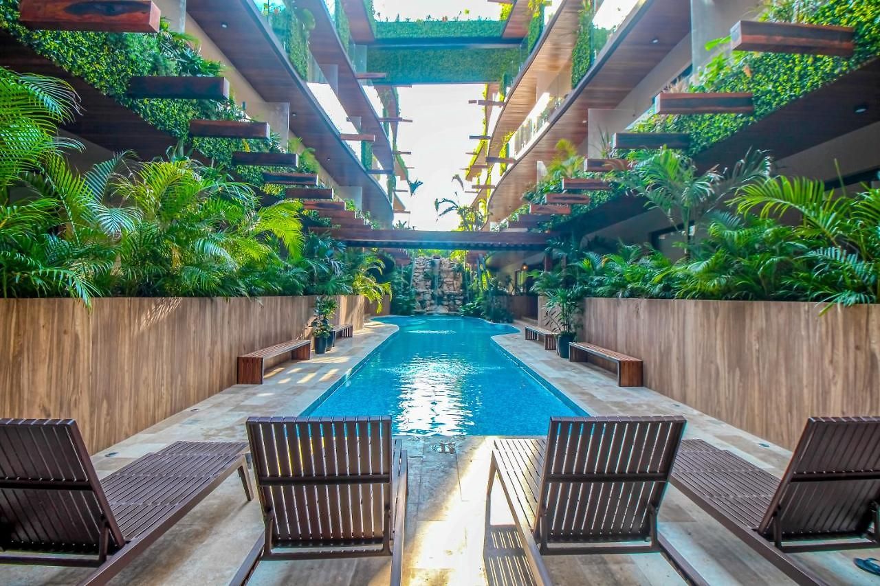 Menesse #022 * Tulum