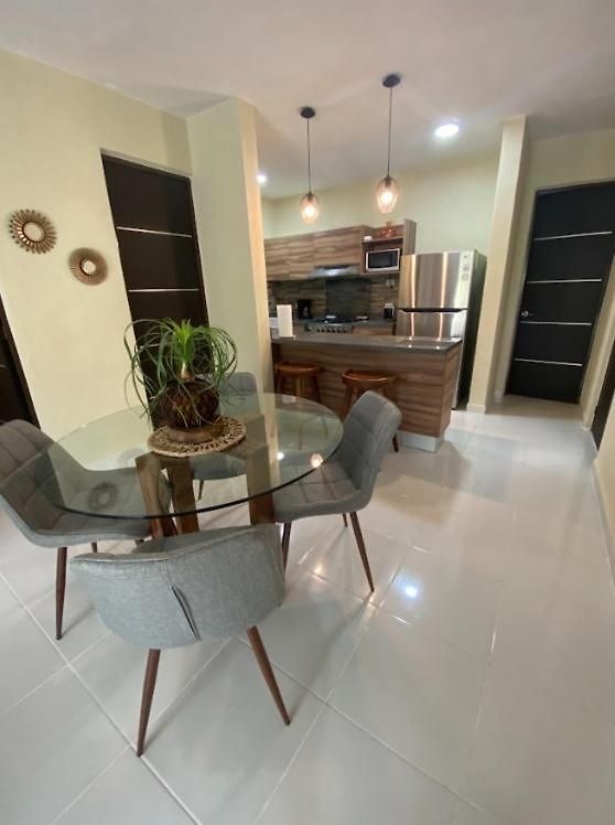 Tangerine House: Pools, Zamna, Wi-fi, Cenote Apartamento *