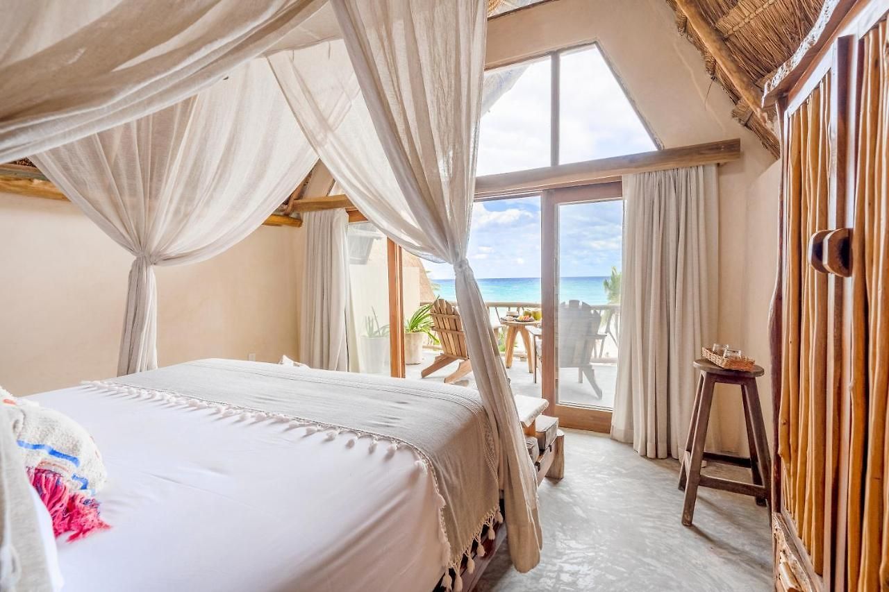 Hotel Ahau Beachfront (adults Only) 4*