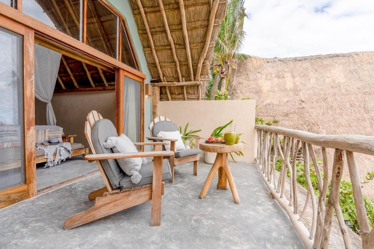 Hotel Ahau Beachfront (adults Only)