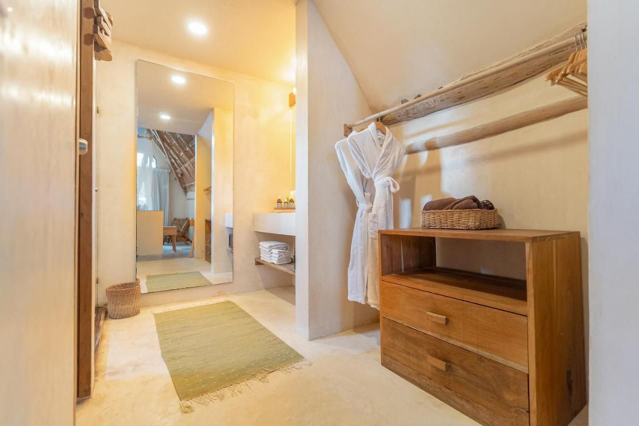 Ahau Beachfront (adults Only)