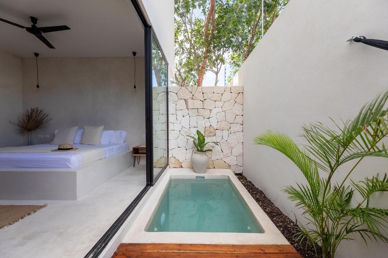 Hacienda 21 *