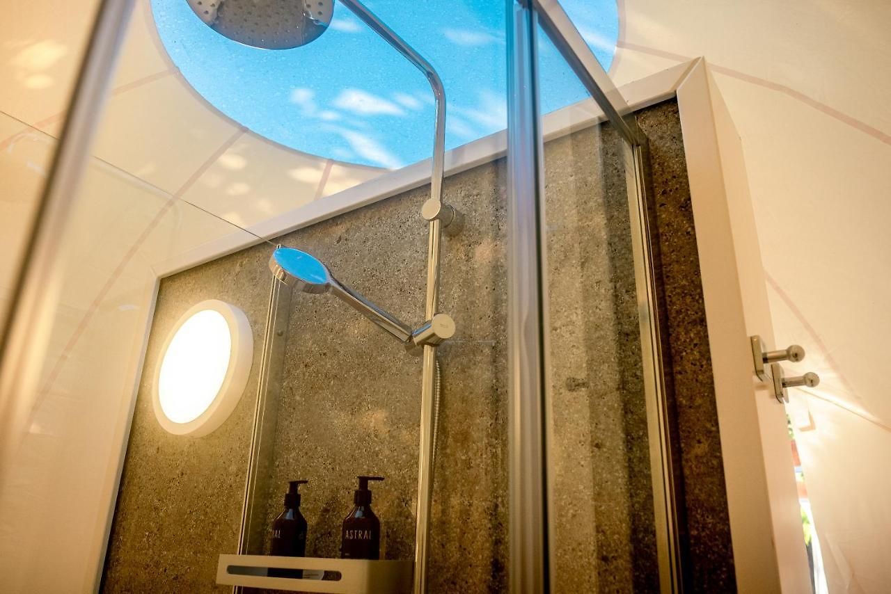 Hotel cápsula Astral 4*