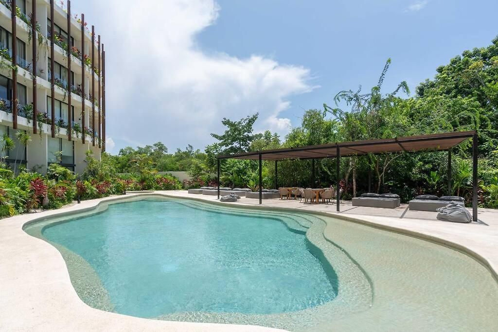Hotel Mistiq Gardens *