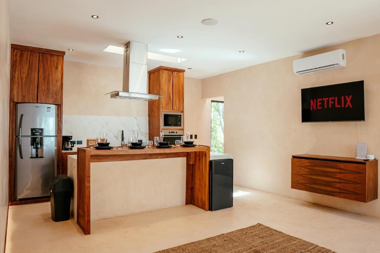 Luxury Large Villa/2 Pools/ Jacuzzi/rooftop/cenote View *
