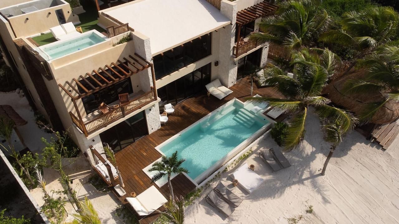 Tulumar Beachfront Luxury Villa- Full Service *