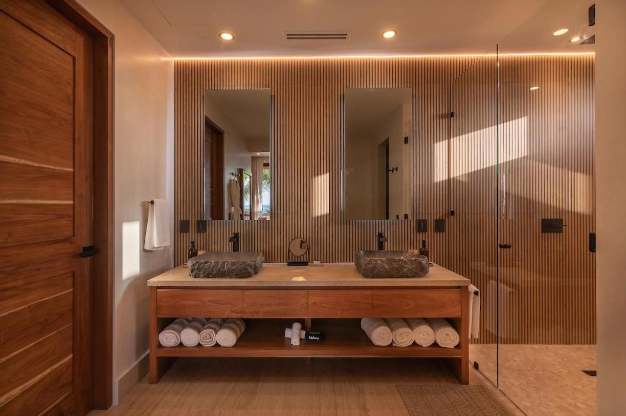 Tulumar Beachfront Luxury Villa- Full Service Villa