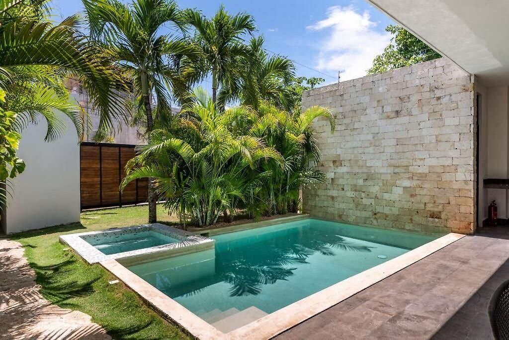 With Jacuzzi & Pool With Great Concierge Service *
