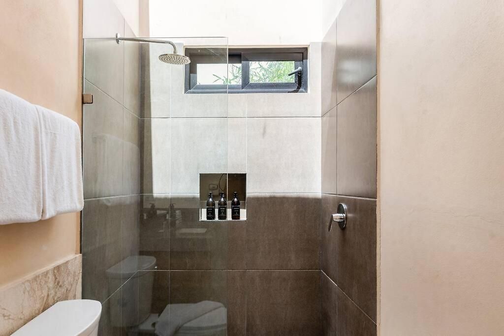 With Jacuzzi & Pool With Great Concierge Service Villa Tulum
