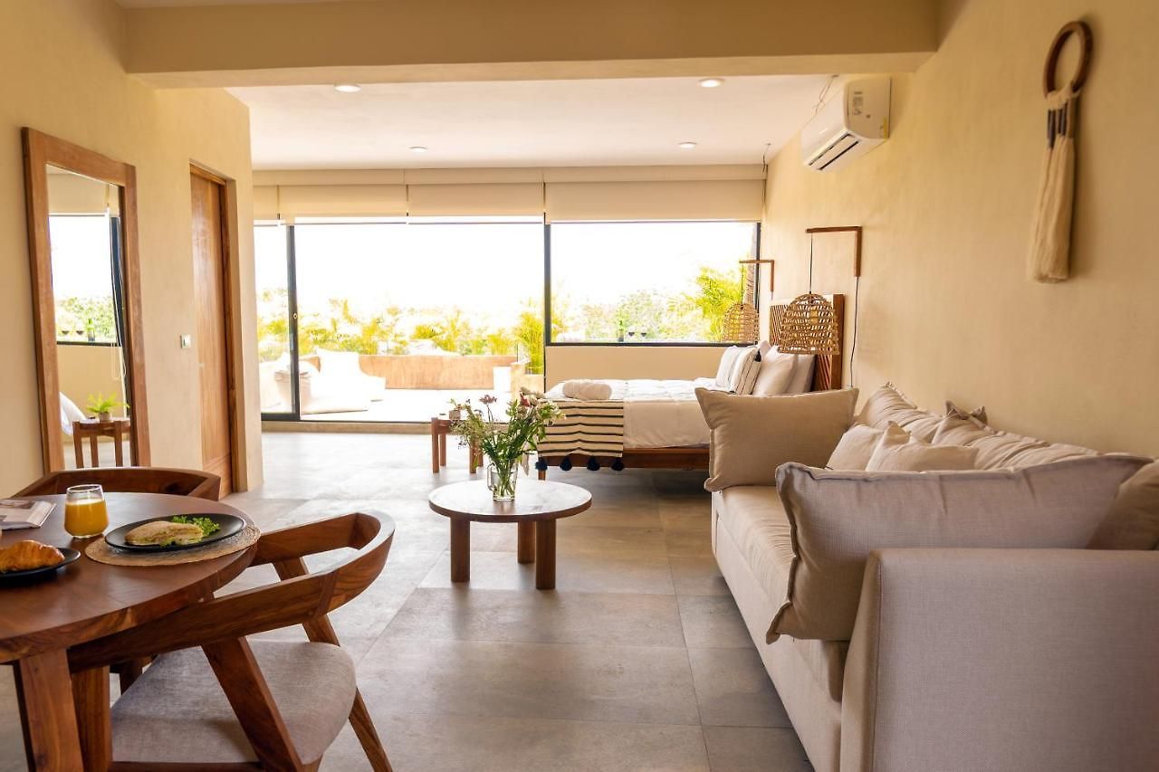 Xamira Luxury Hotel