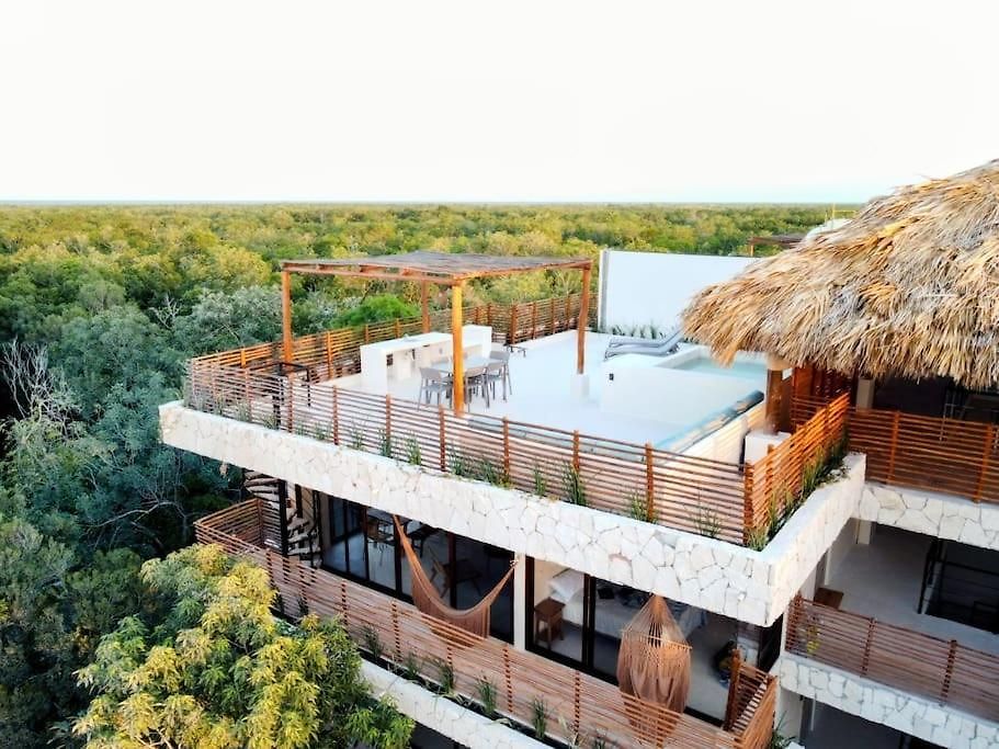 Private Rooftop Penthouse With Pool, Bbq & Jungle View