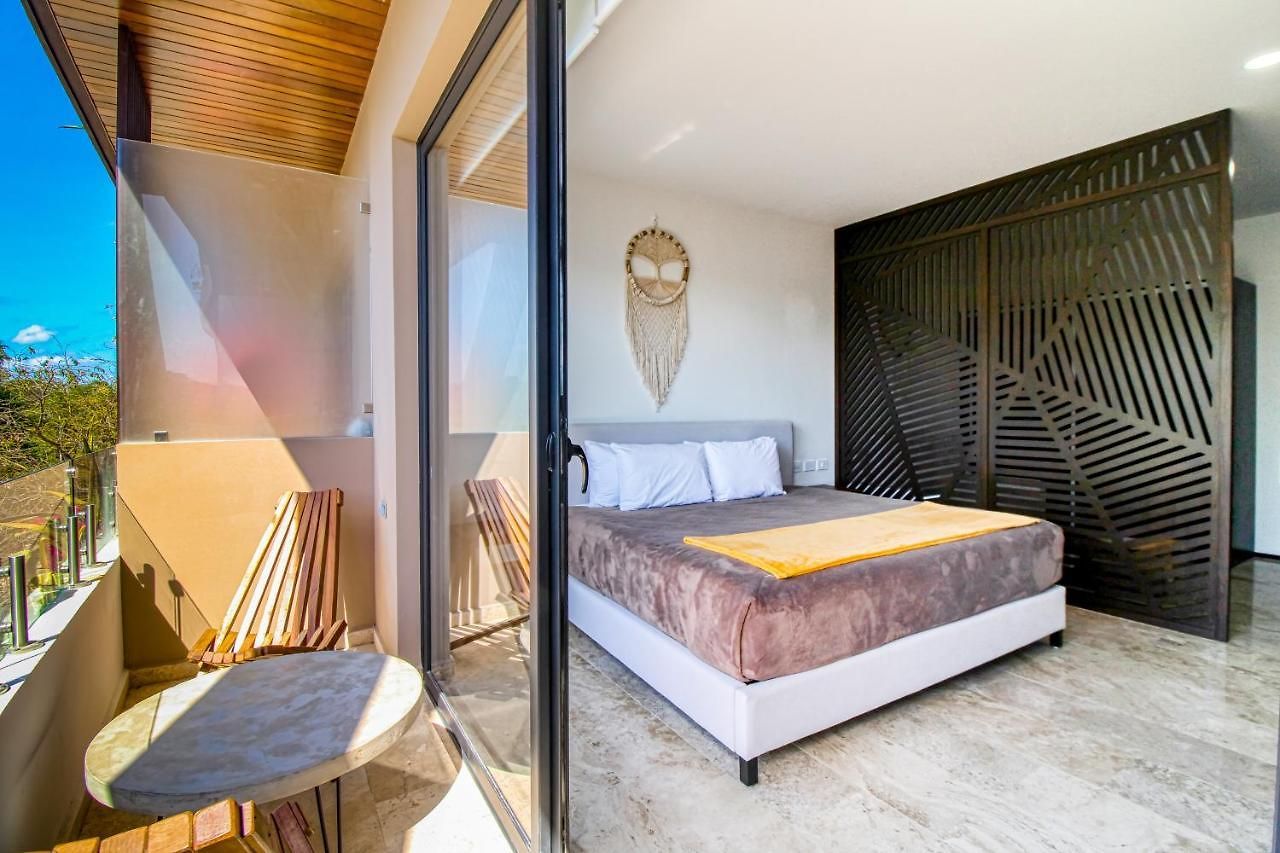 Hotel Menesse #204a Downtown *