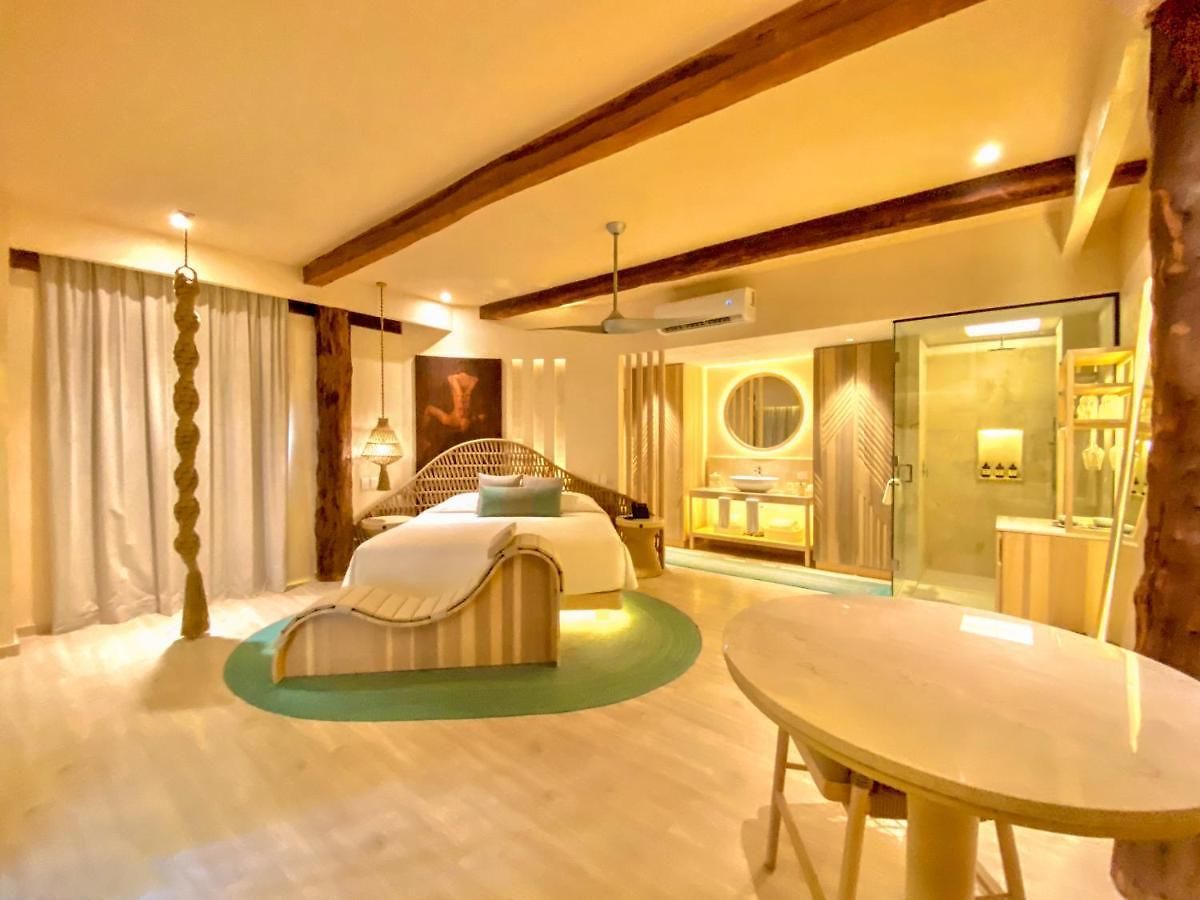 Shibari - Restaurant & Cenote Club Hotel