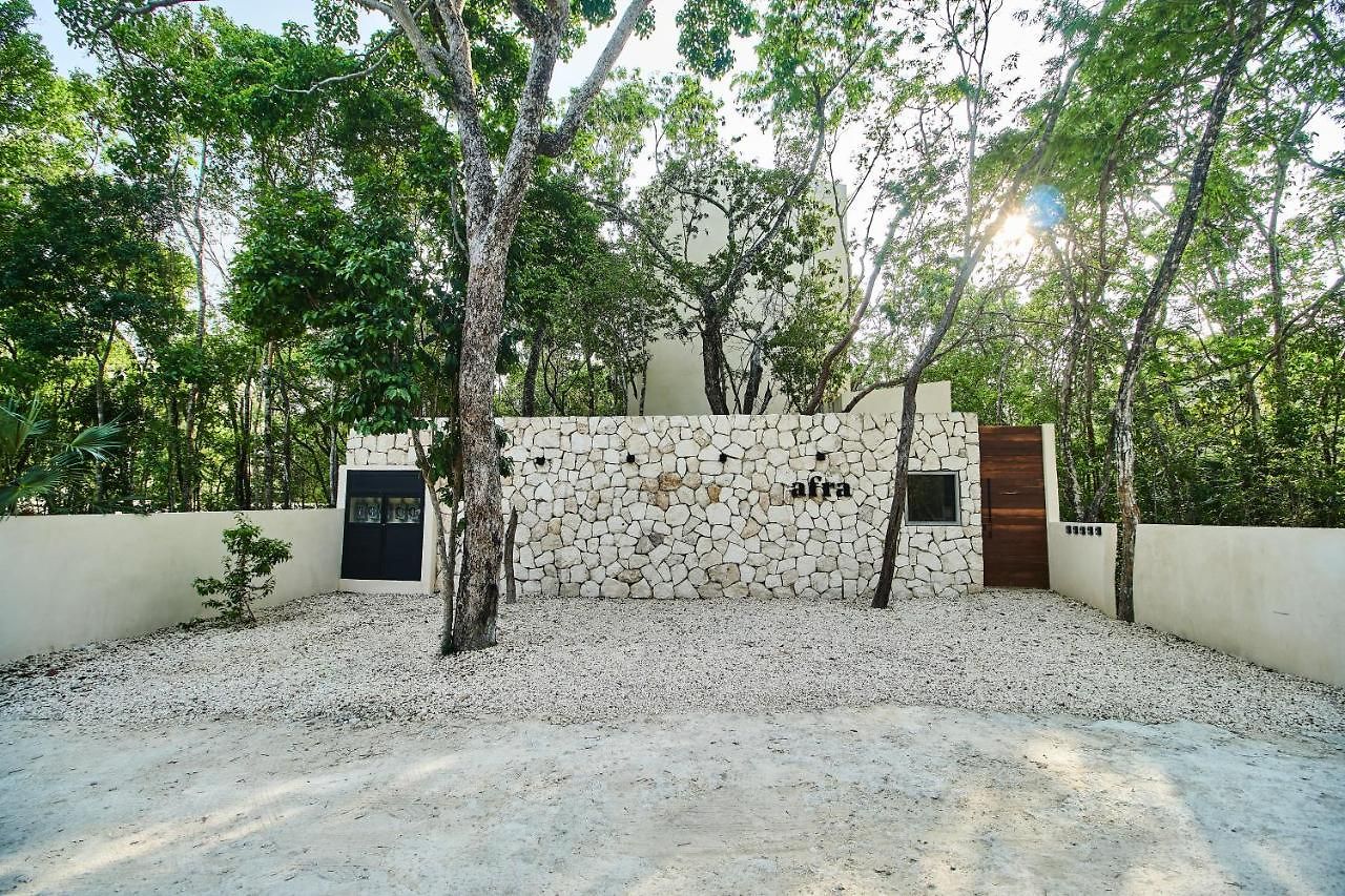 Afra 3 Beautiful Jungle House With Private Pool Сasa de vacaciones