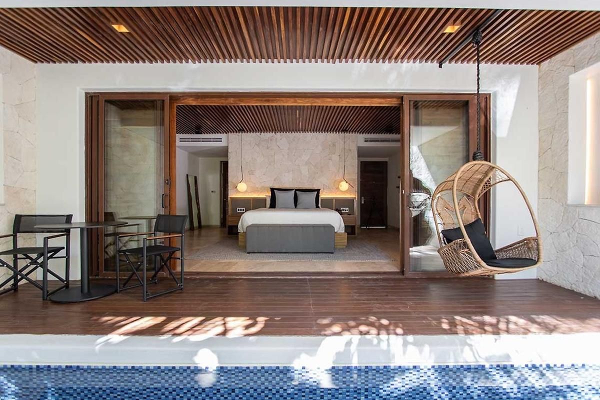 Hotel Tago By G
