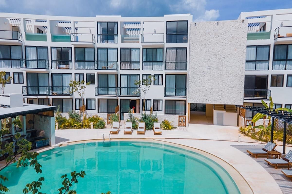 Hotel The Waves By Experience 4*
