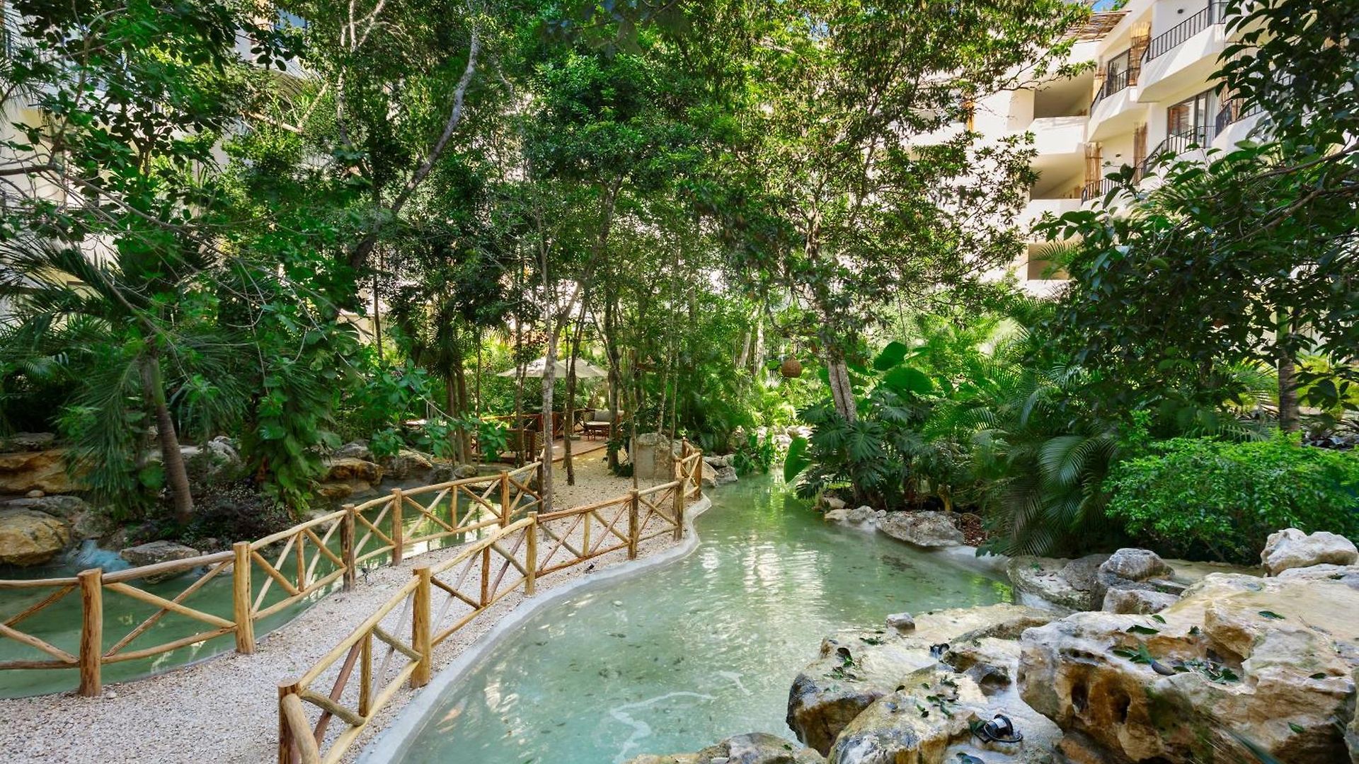 Hotel Naala