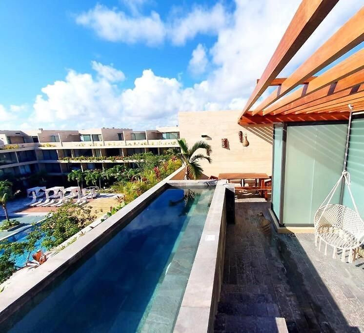 Mistiq Pent House 3 Recamaras, 3 Baños, Sala, Comedor, Terraza Y Jacuzzi *