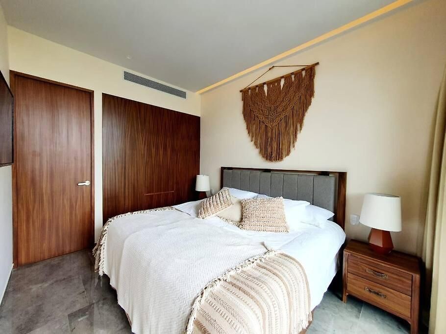 Mistiq Pent House 3 Recamaras, 3 Baños, Sala, Comedor, Terraza Y Jacuzzi Apartamento