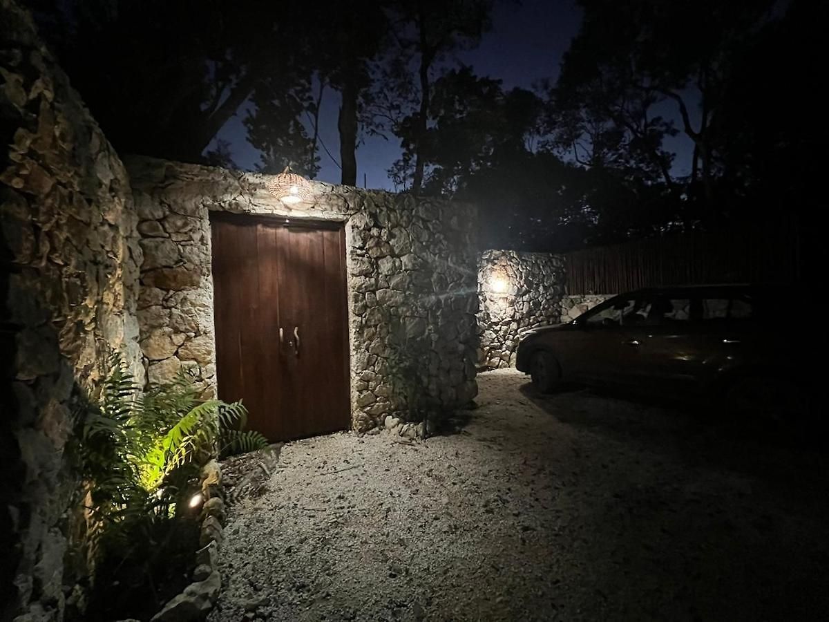 Lodge Tzunum Jade Tulum