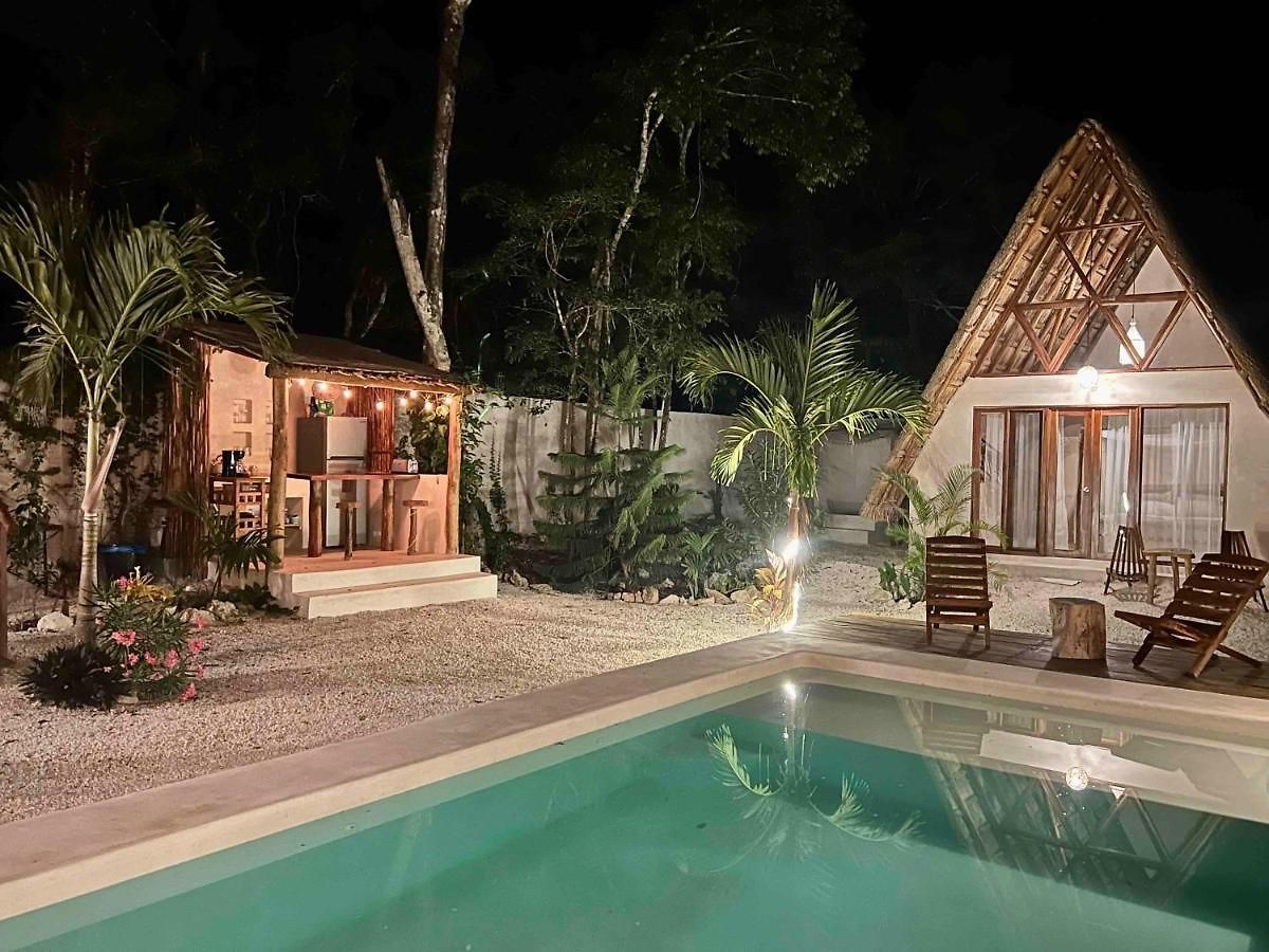 Tzunum Jade Lodge *