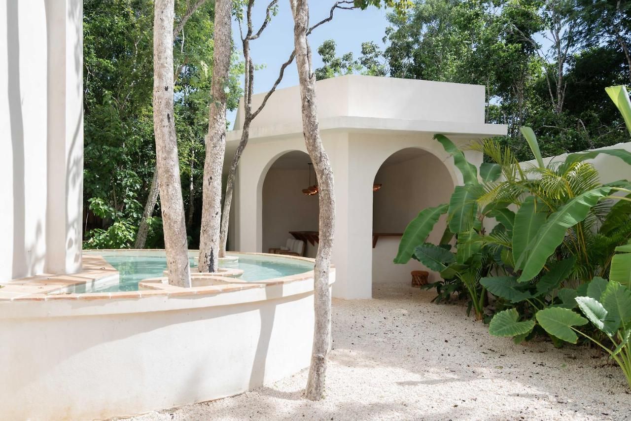 Anat Tantric Boutique Hotel