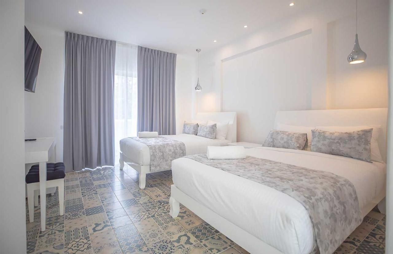 Hotel La Bella 4*