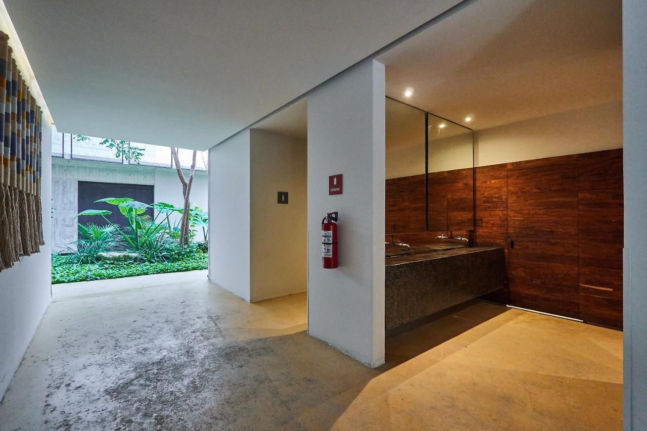Apartment Bond - Centric & Private Plunge Pool & Club Access