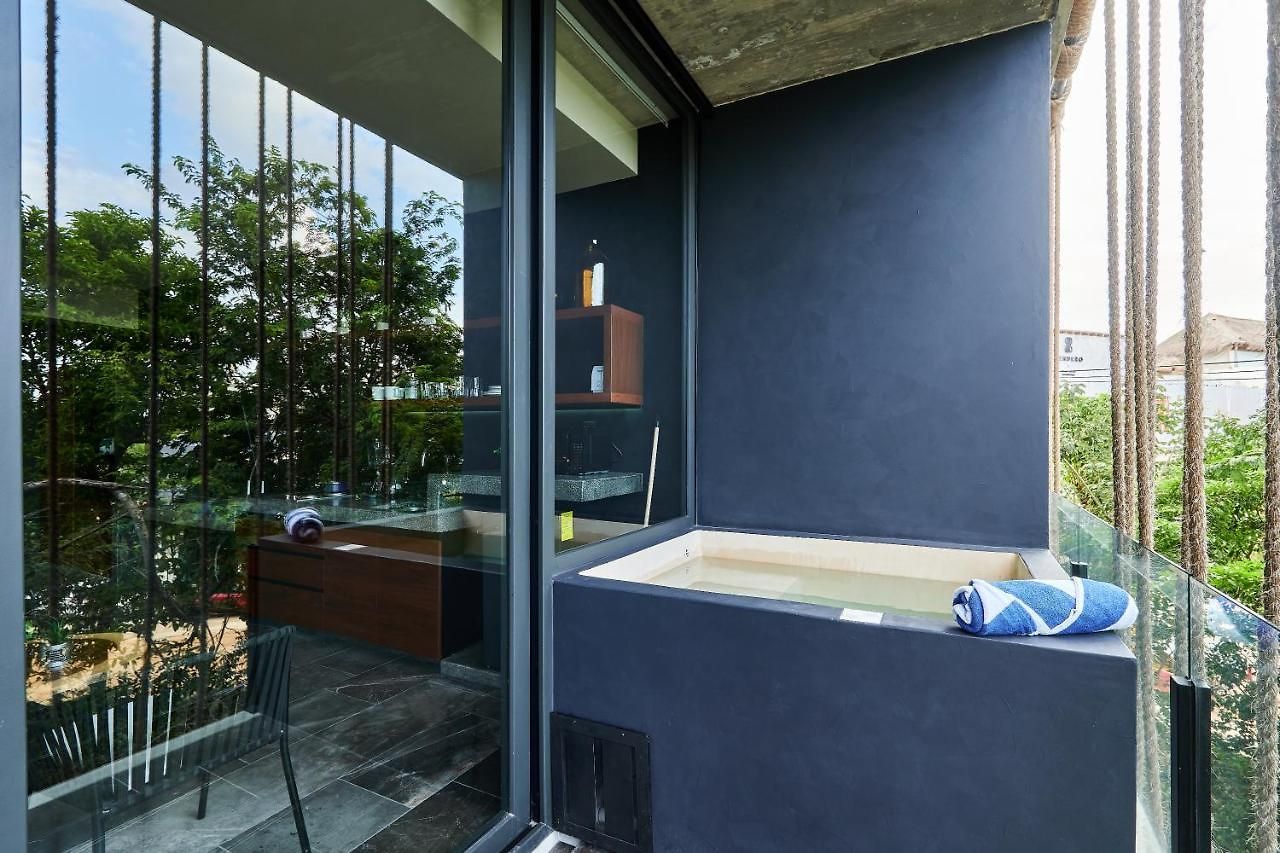 Bond - Centric & Private Plunge Pool & Club Access Apartment Tulum