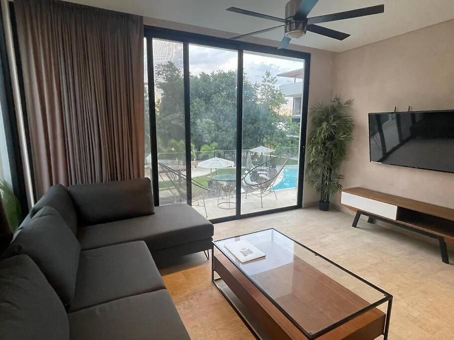 Free Shuttle To Great And Condo! Tulum