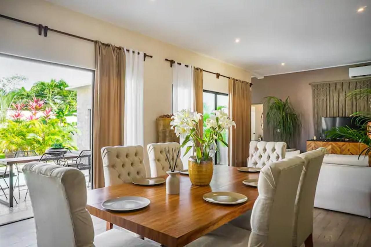 Casa Lou, Large House And Pool, Beach Club Access * Tulum