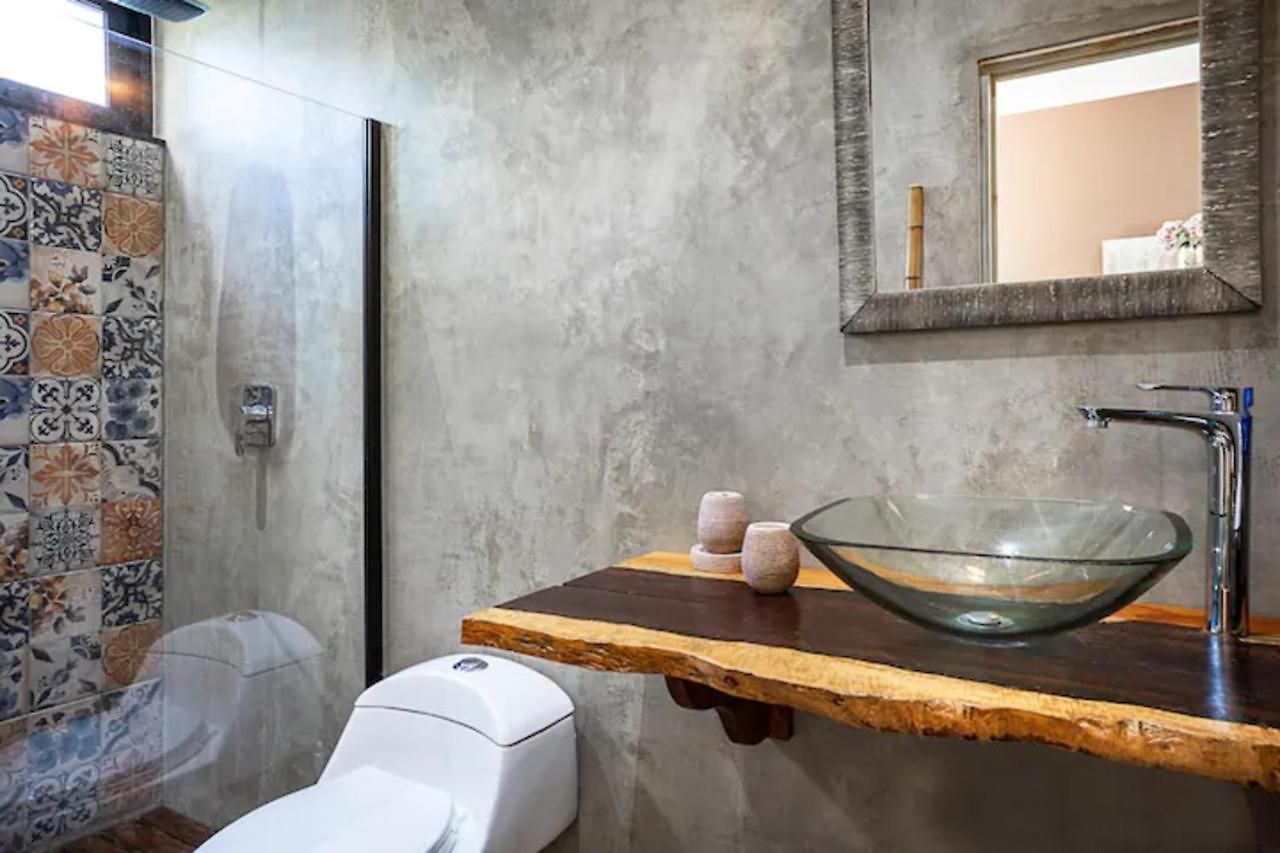 Casa Lou, Large House And Pool, Beach Club Access Holiday home Tulum