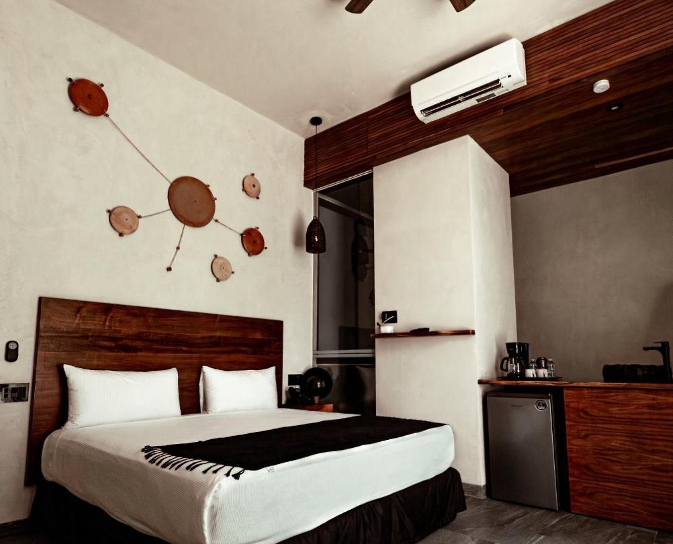 Prana Boutique Hotel 4*