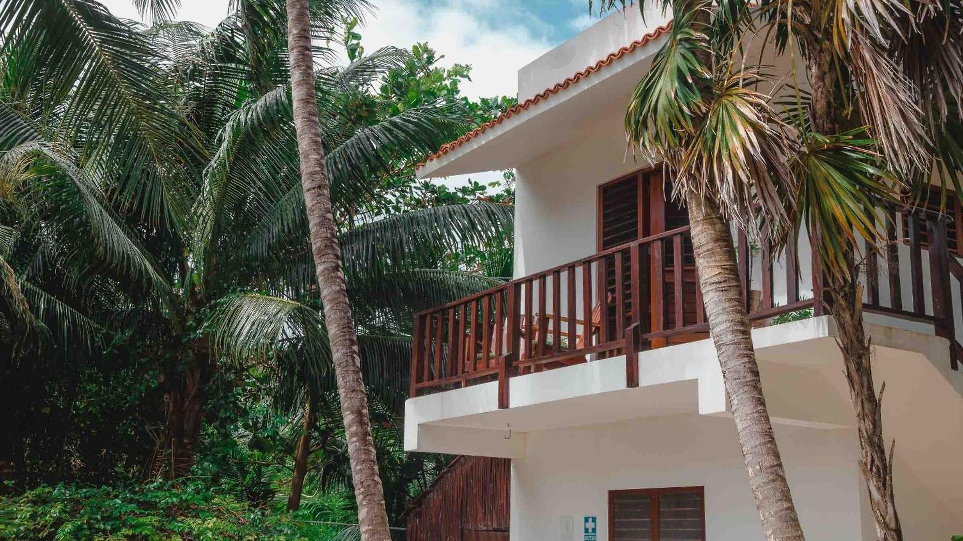 Casa Colibri Tankah Bed & Breakfast
