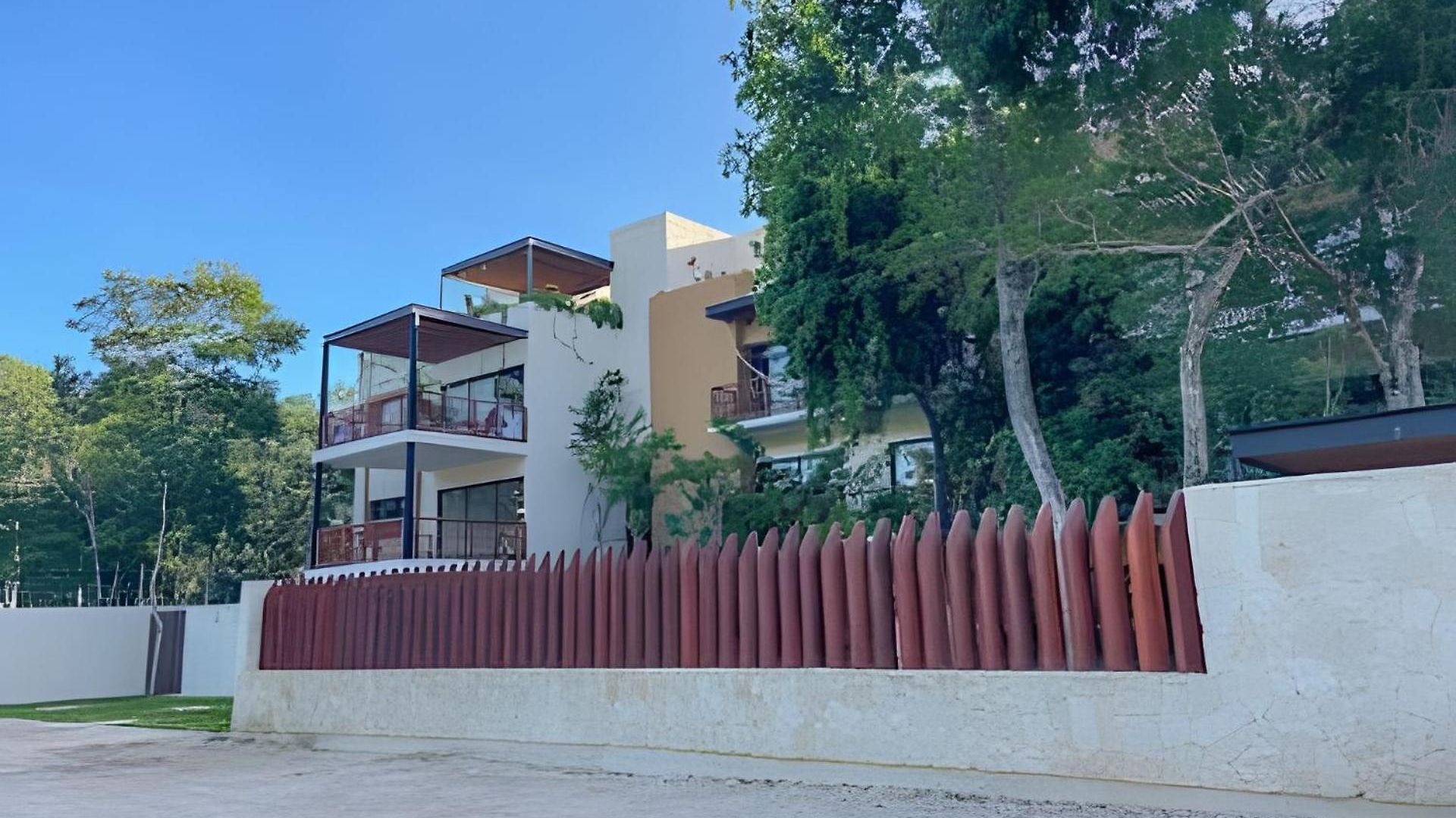 Сasa de vacaciones Exclusive Building Infinity Pool And Gym Restaurants And Bar District Nearby *
