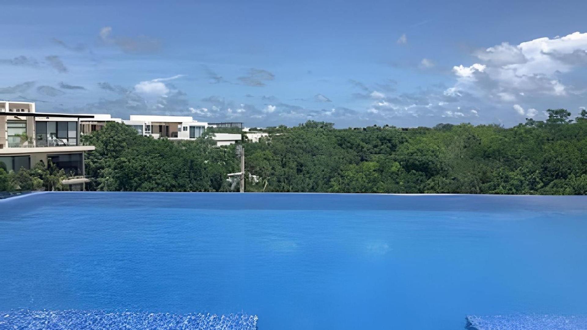 Exclusive Building Infinity Pool And Gym Restaurants And Bar District Nearby Сasa de vacaciones