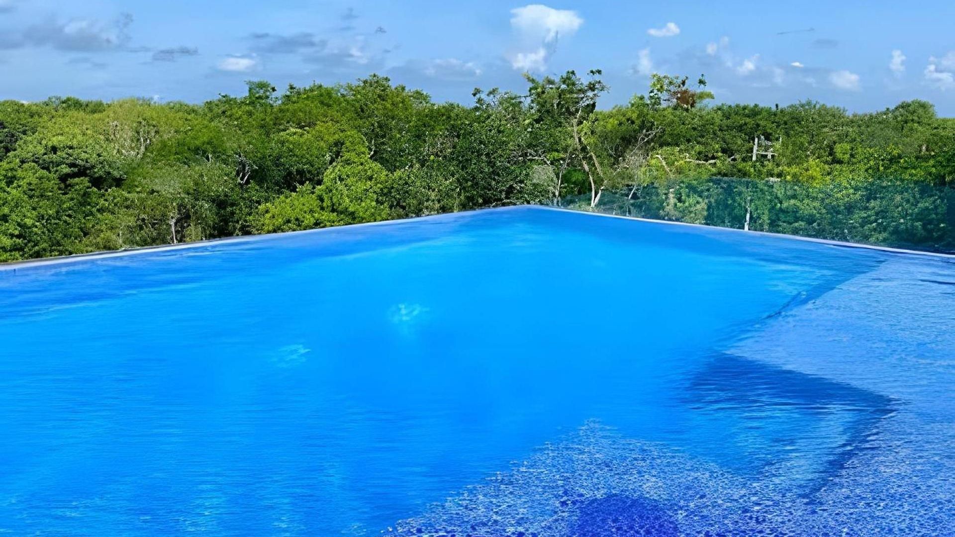 Сasa de vacaciones Exclusive Building Infinity Pool And Gym Restaurants And Bar District Nearby