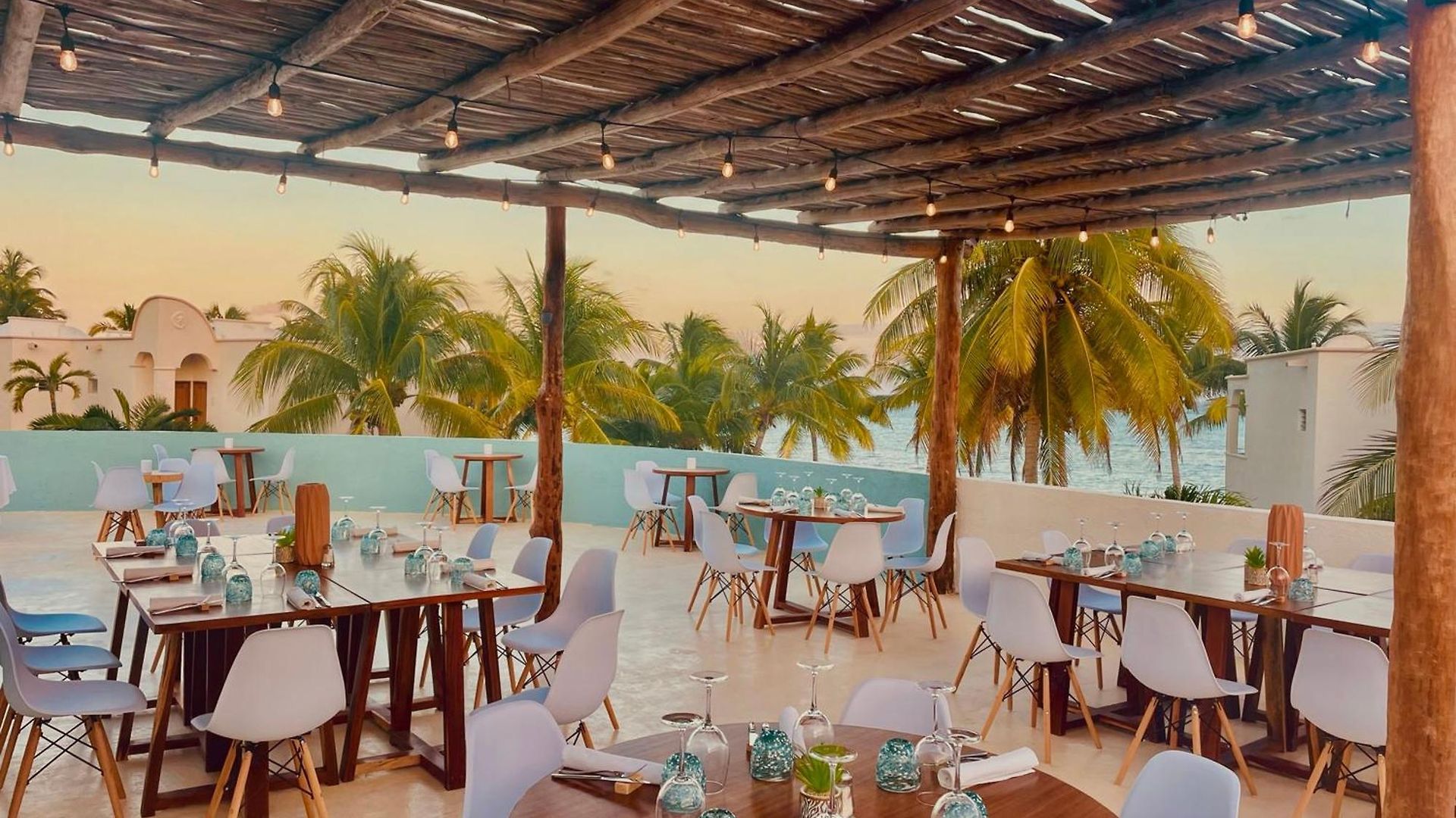 Vr Club Riviera Hotel