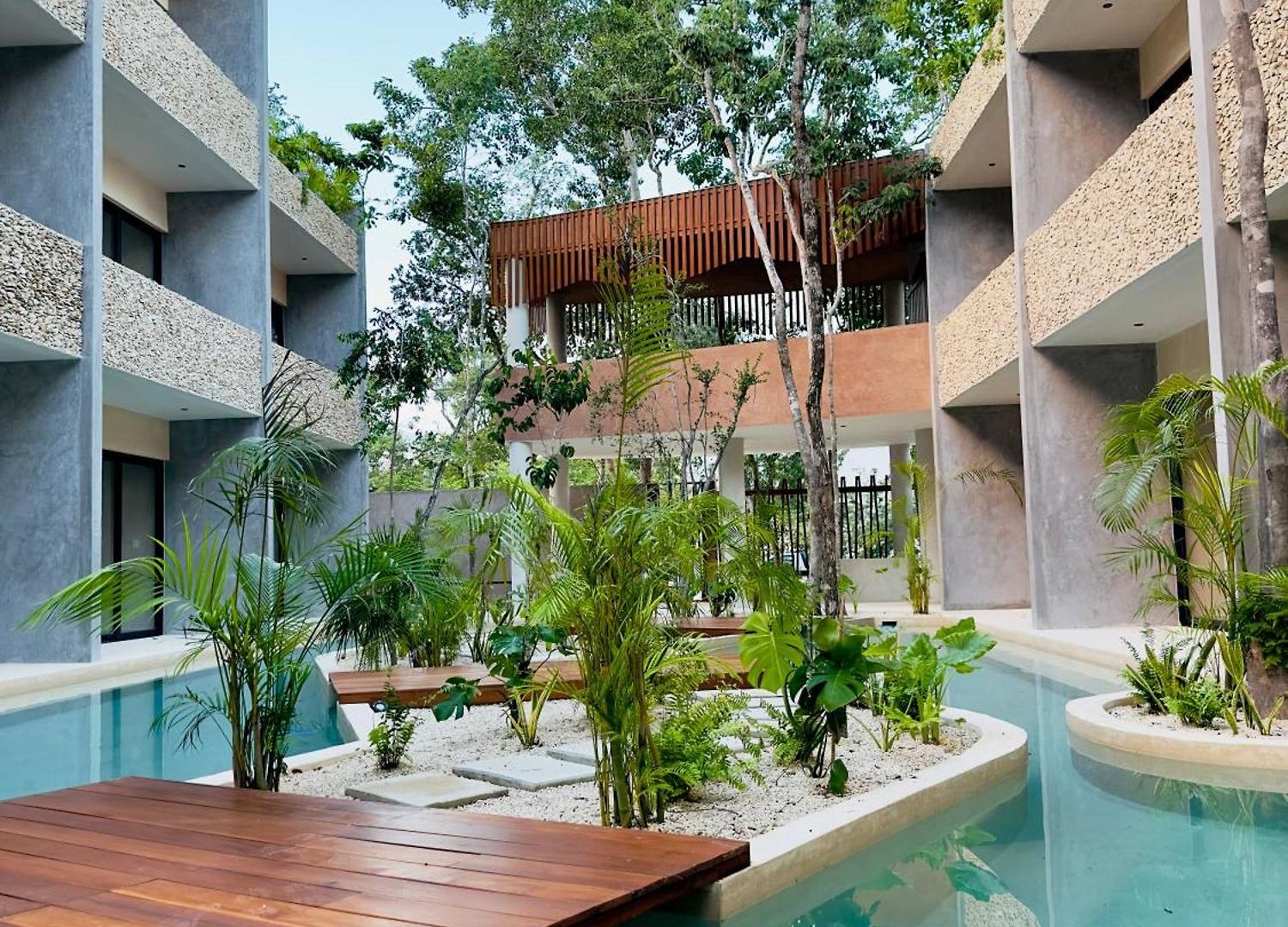 *jungle Ph W/pool, Close To Downtown & * Tulum