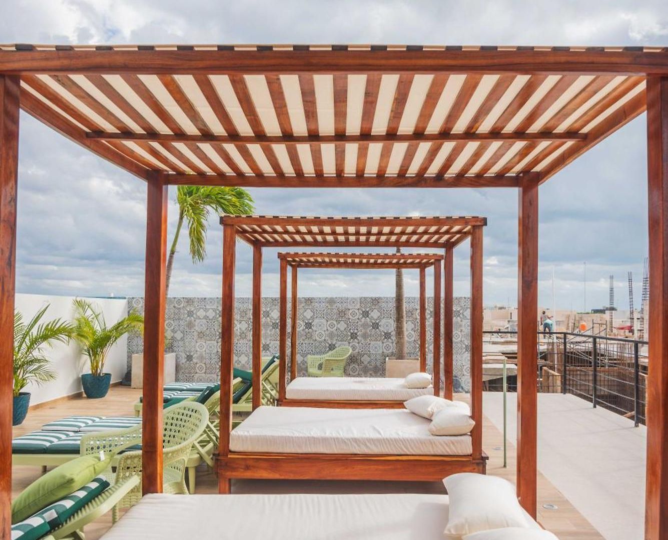 Downtown Penthouse With Private Pool, Rooftop Pool And Gym, Short Distance From Beaches, Restaurants & Nightlife Tulum