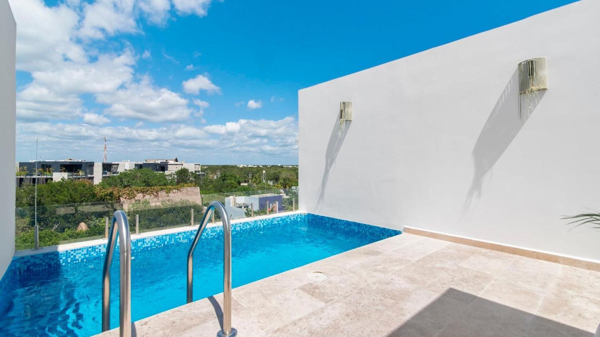 Serenity In The Sky - With Rooftop And Plunge Pool *