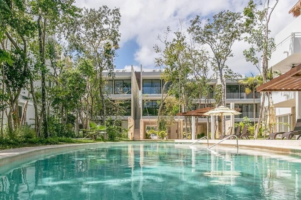 Encanto Private Balcony 2 Pools Gym Only 5 Minutes To Beaches Apartamento Tulum