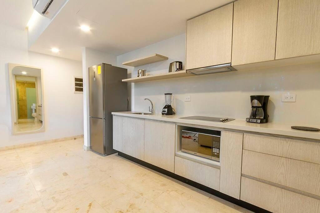 Apartment 2 Bedroom + Private Pool And Roof Top Terrace