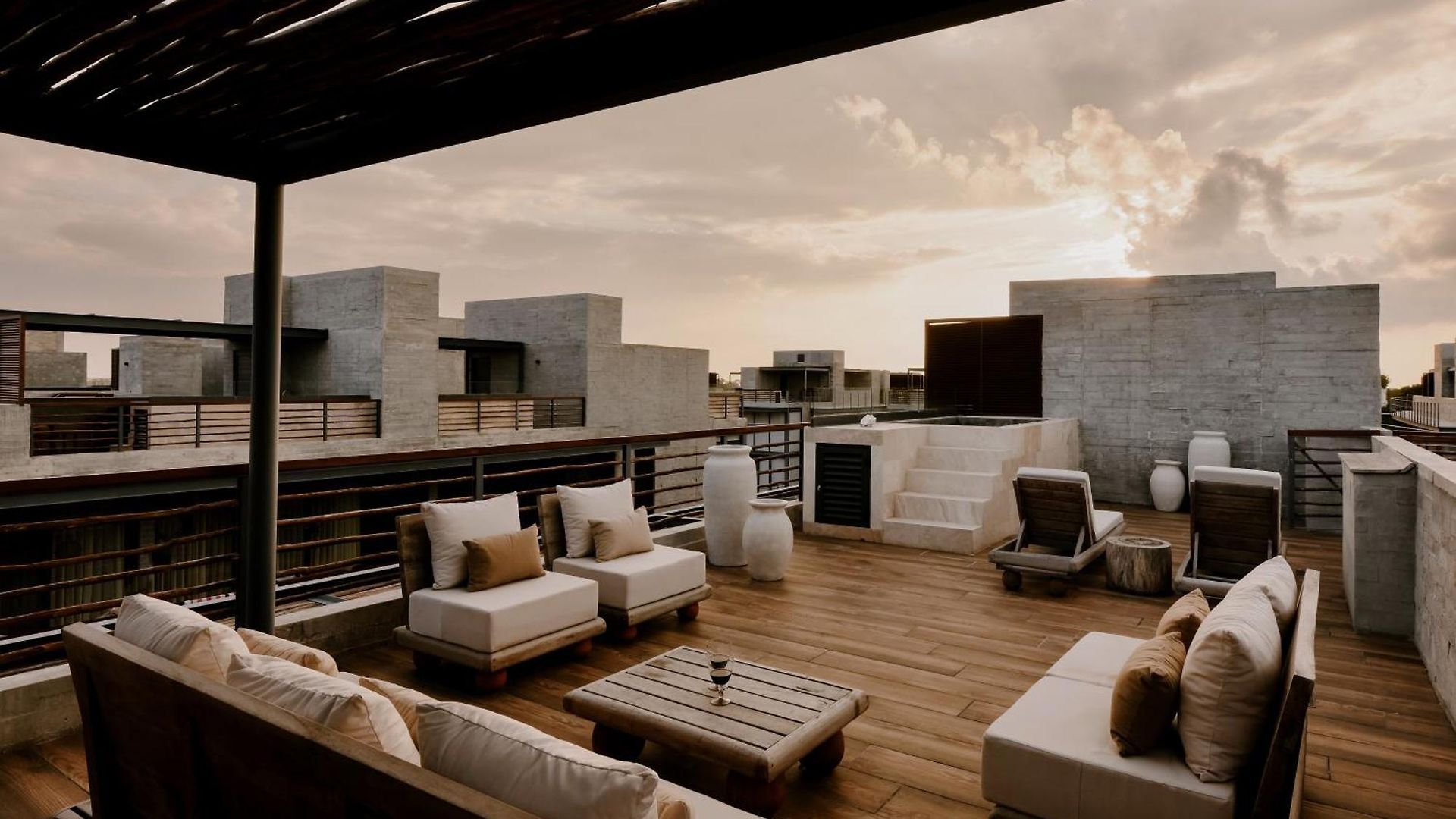 Luxe 3br Ph Cenote, Sauna, Gym & Pool Included Apartment Tulum