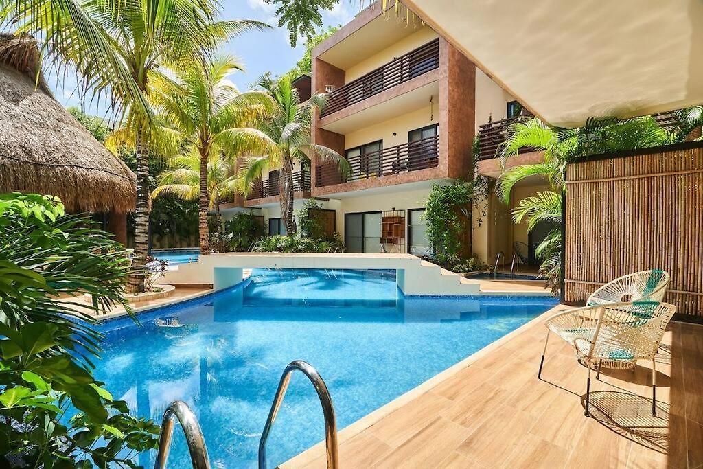 Zen Oasis Swim Up Pool W Tiki Hut Bar + Gym * Tulum