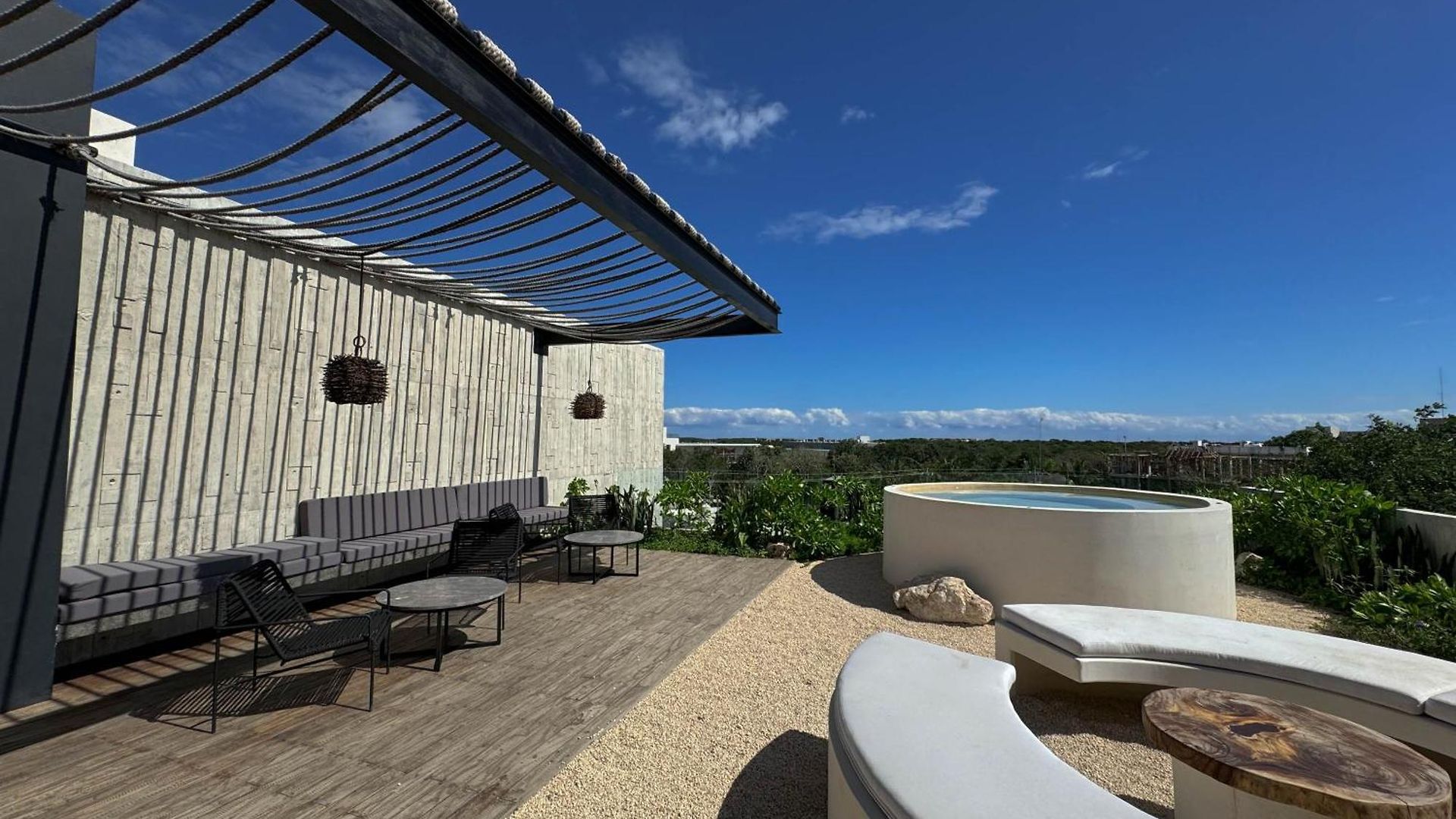 Luxury Studio-private Individual Pool-iik C409 By Sandy Powerful