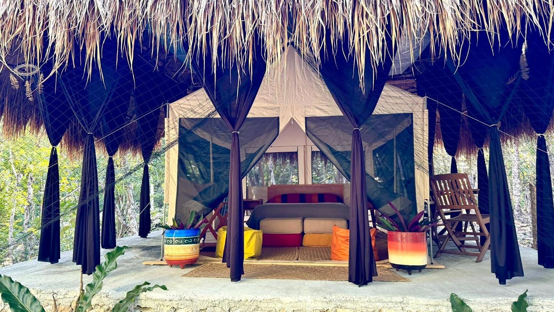 Glamping Bunga Lotus *